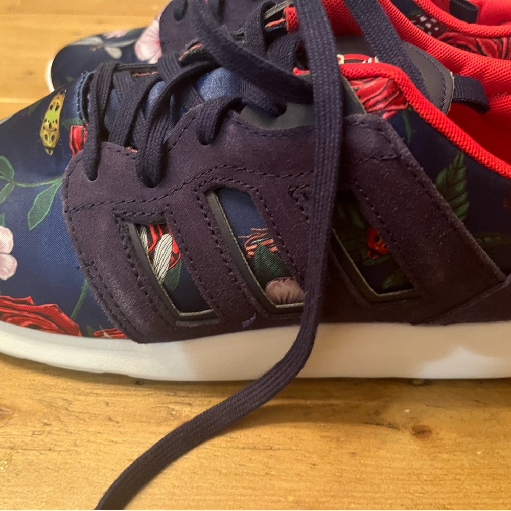 Rita Ora Adidas ZX 500 2.0 Women’s  Floral Navy Red Sneakers size 9 - Picture 4 of 7